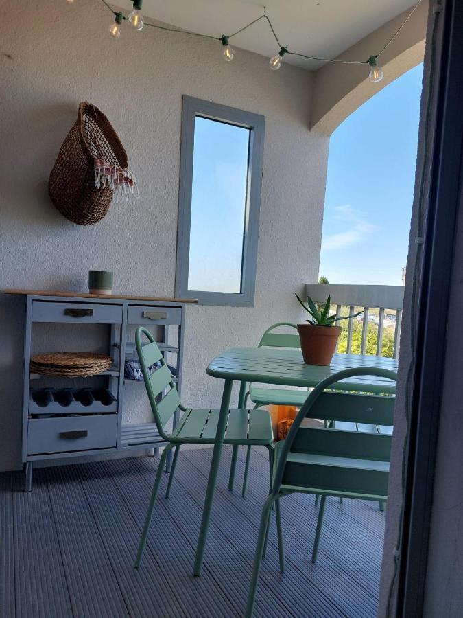 La Penate De Saint Cyp - Residence Les Fregates Vue Mer, Piscine Екстериор снимка